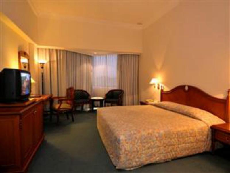 Mulia Hotel Bandar Seri Begawan Buitenkant foto