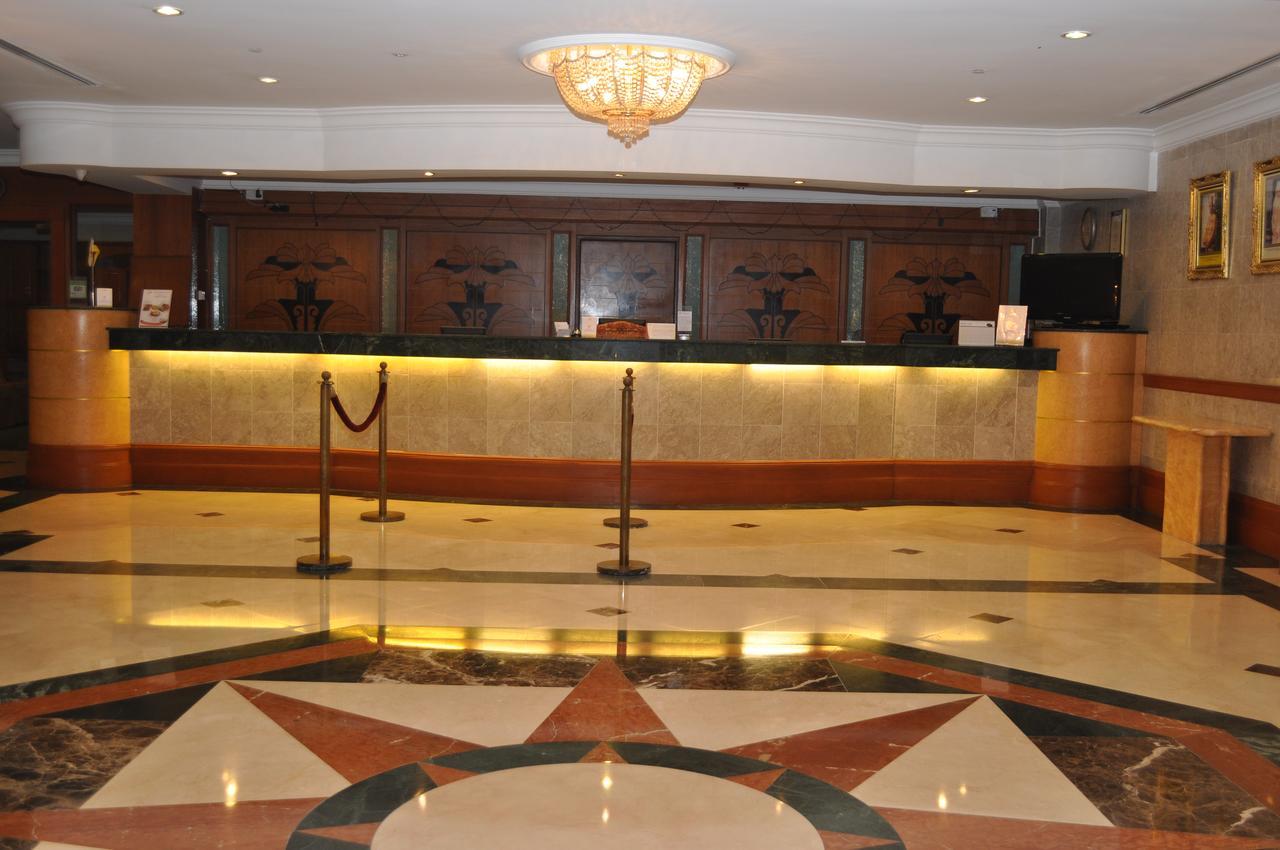 Mulia Hotel Bandar Seri Begawan Buitenkant foto