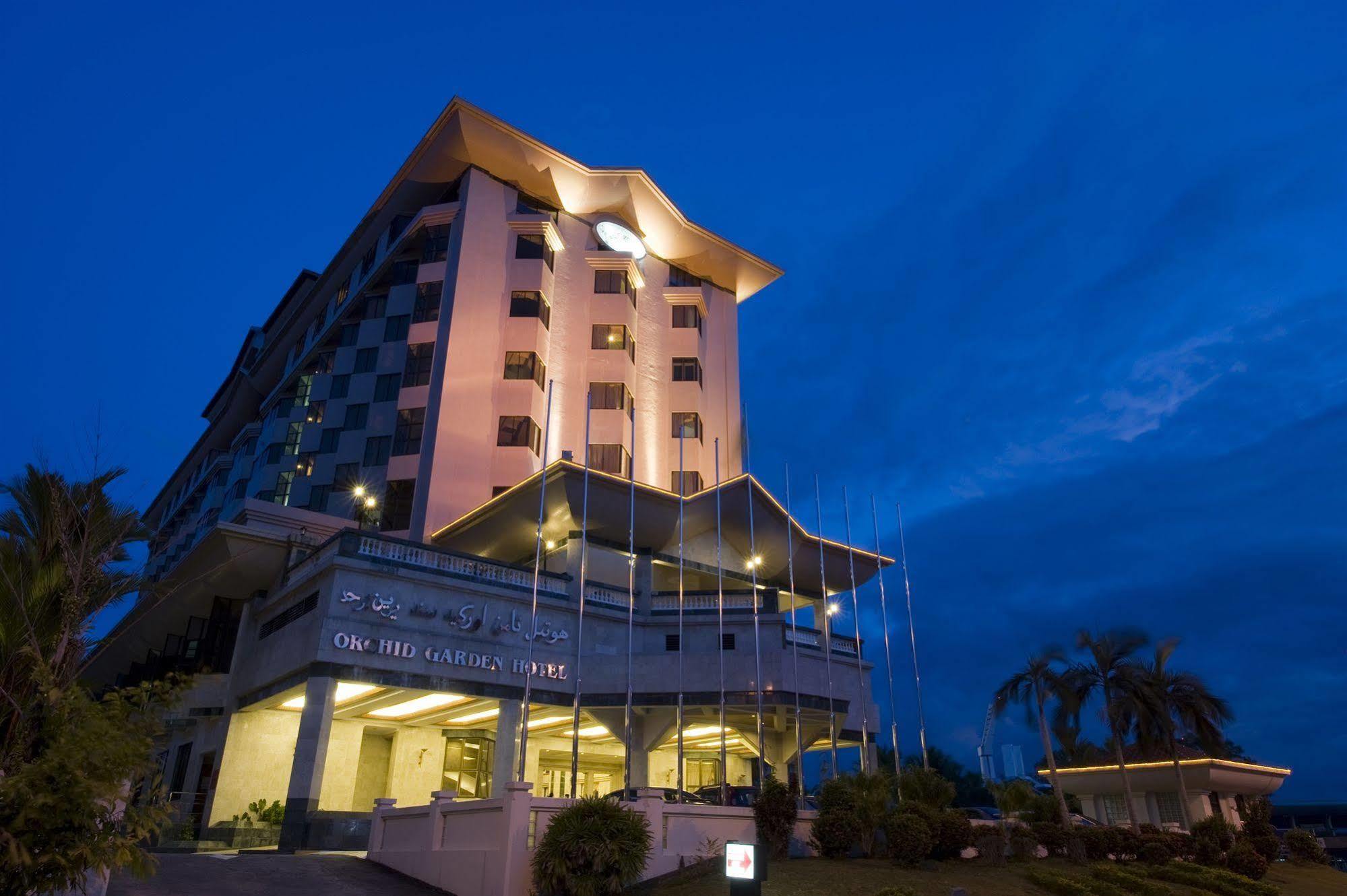 Mulia Hotel Bandar Seri Begawan Buitenkant foto