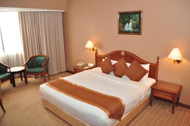 Mulia Hotel Bandar Seri Begawan Buitenkant foto
