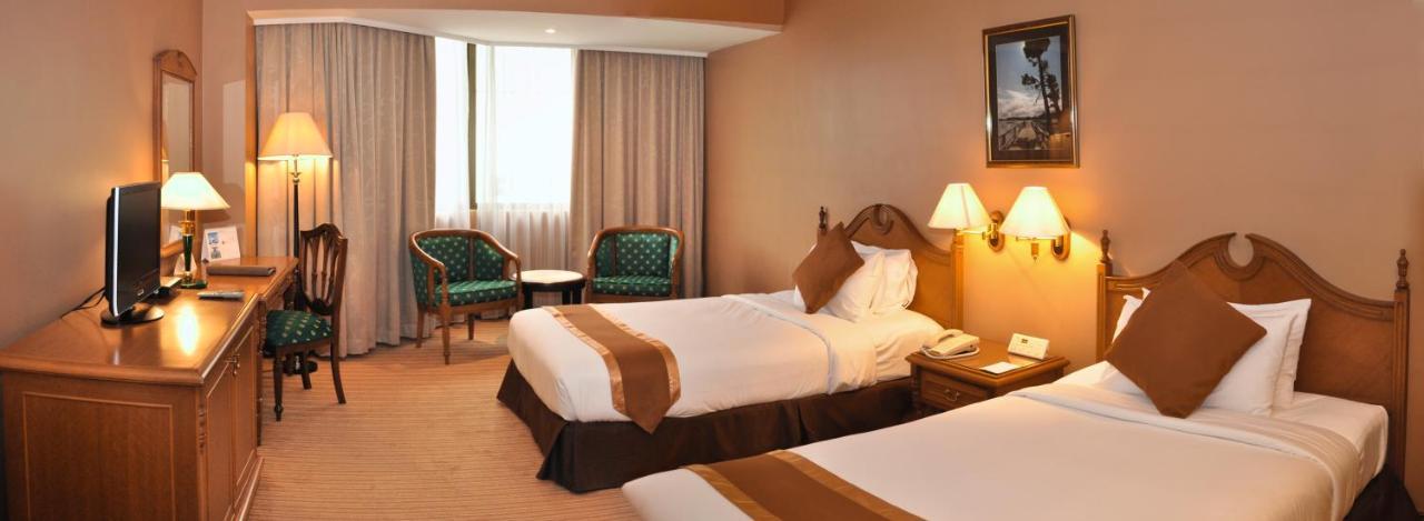 Mulia Hotel Bandar Seri Begawan Buitenkant foto