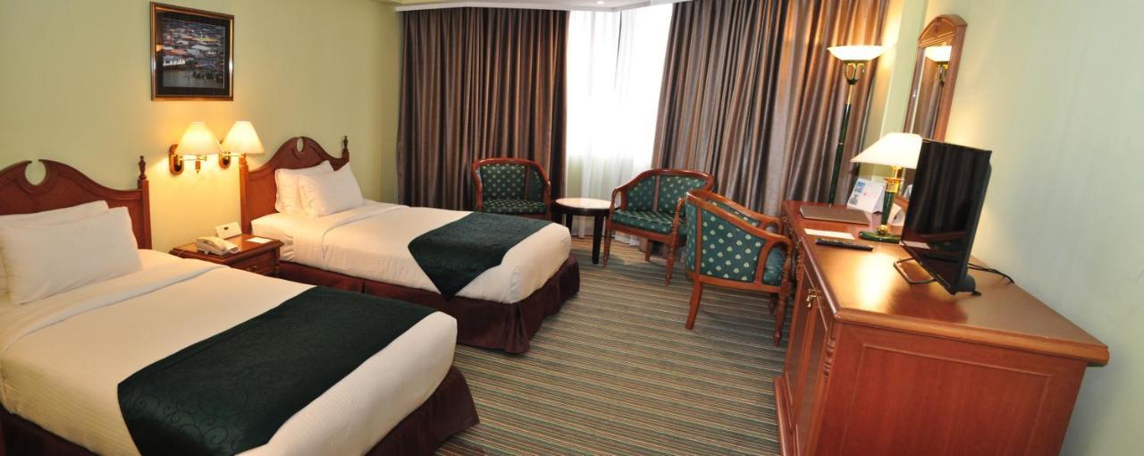 Mulia Hotel Bandar Seri Begawan Buitenkant foto