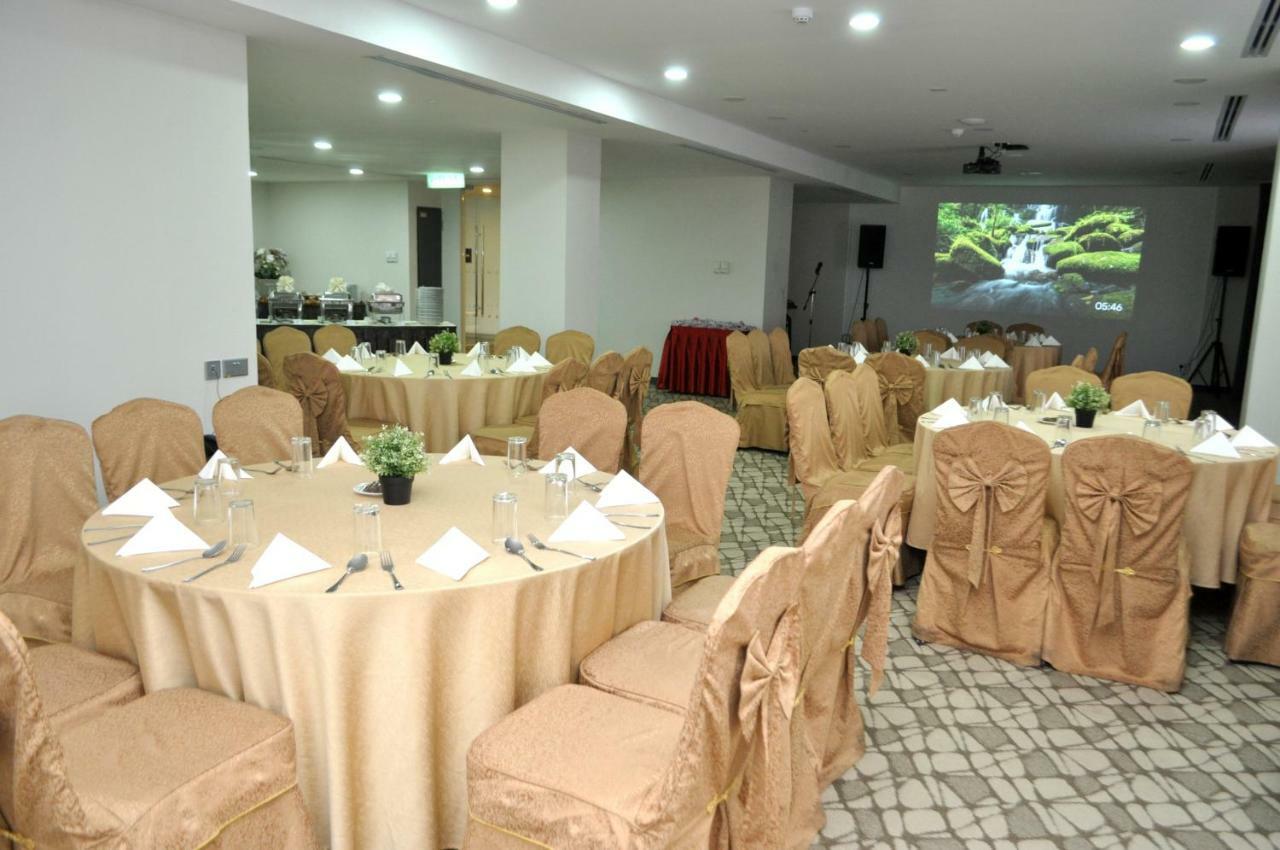 Mulia Hotel Bandar Seri Begawan Buitenkant foto